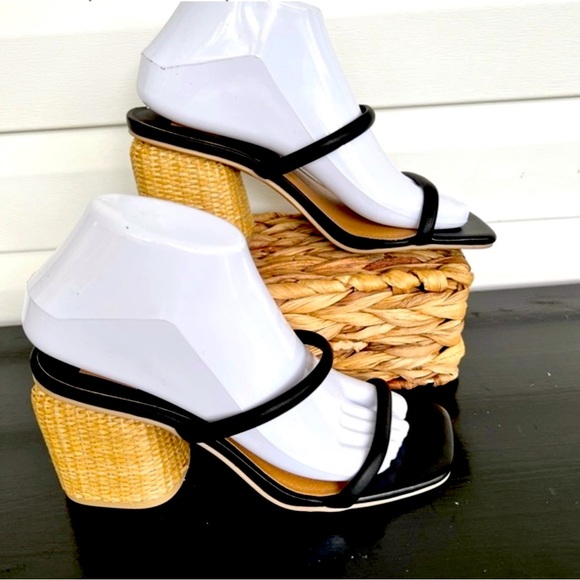 Dolce Vita Shoes - Dolce Vita Natie Leather Minimalist Mule
Sandal Straw Block Heels